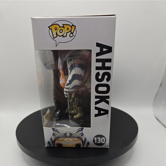 Funko Pop! Vinyl:Star Wars -Ahsoka - Hot Topic(Exclusive)#130 VAULTED +PROTECTOR - Picture 2 of 4